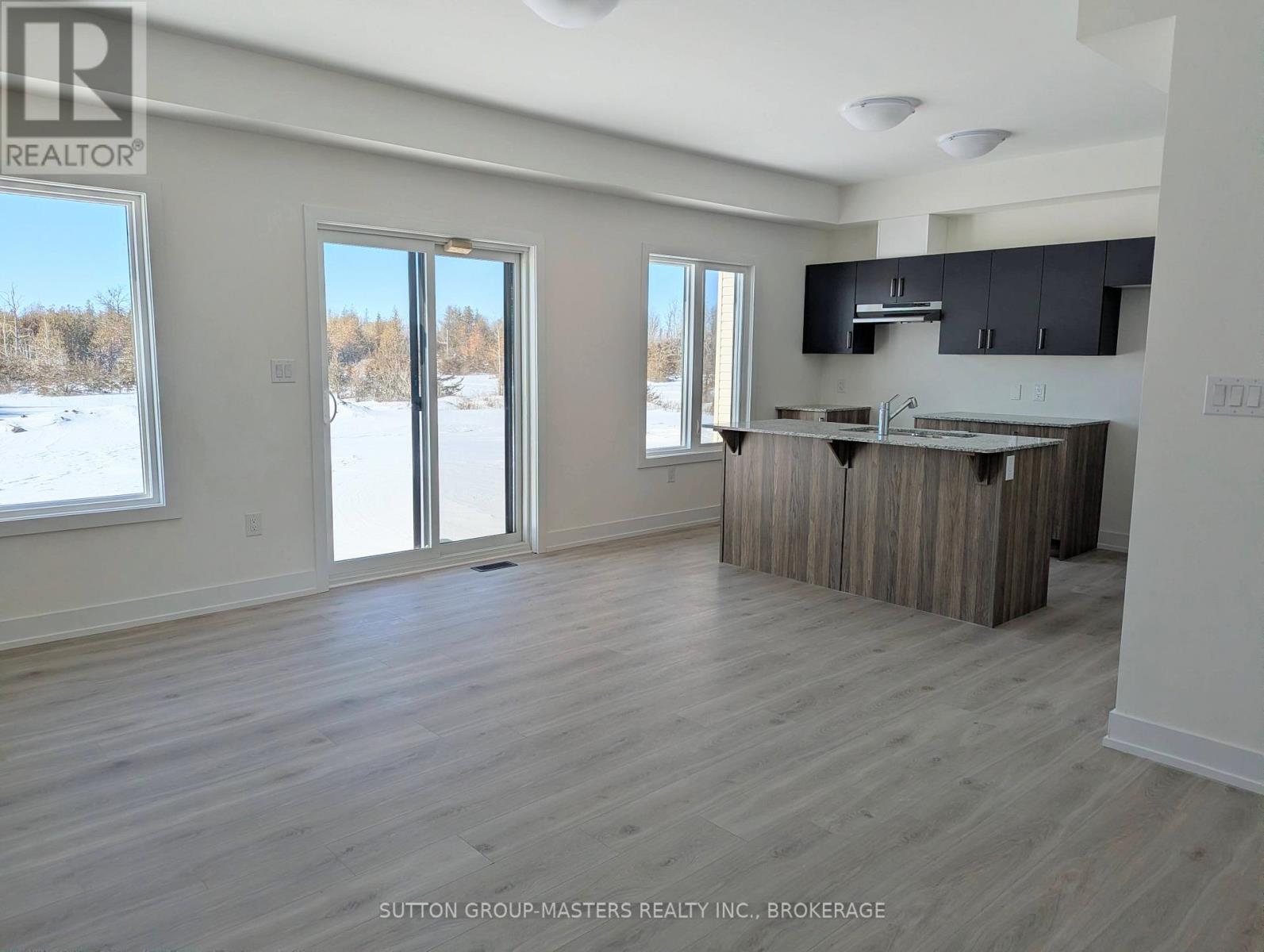 67 Creighton Drive, Loyalist (Lennox And Addington - South), Ontario  K0H 2H0 - Photo 7 - X12772664