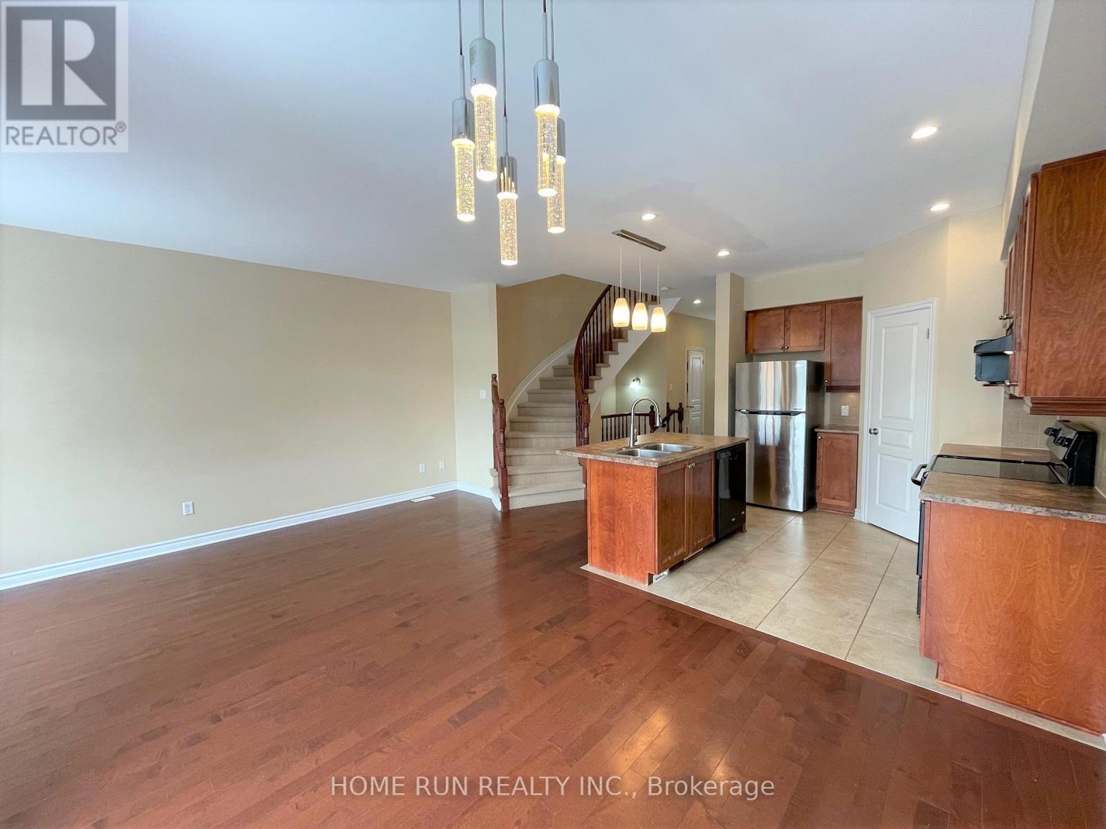 15 Madelon Drive, Ottawa, Ontario  K2J 5C7 - Photo 13 - X12772658