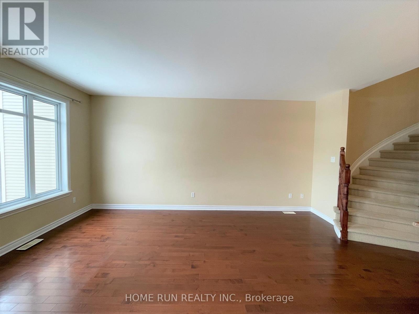 15 Madelon Drive, Ottawa, Ontario  K2J 5C7 - Photo 6 - X12772658