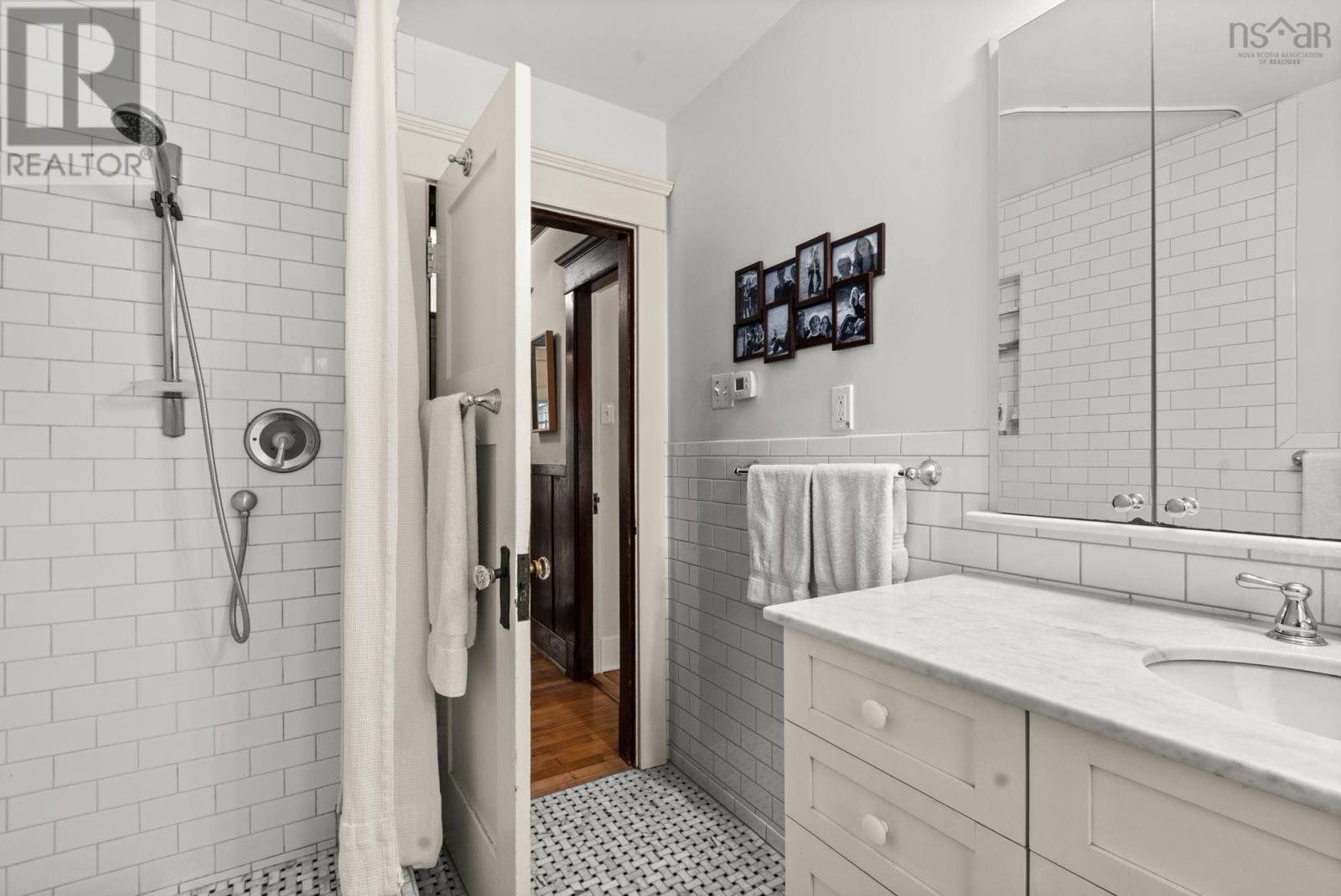 6303 Jubilee Road, Halifax, Nova Scotia  B3H 2G6 - Photo 28 - 202602189