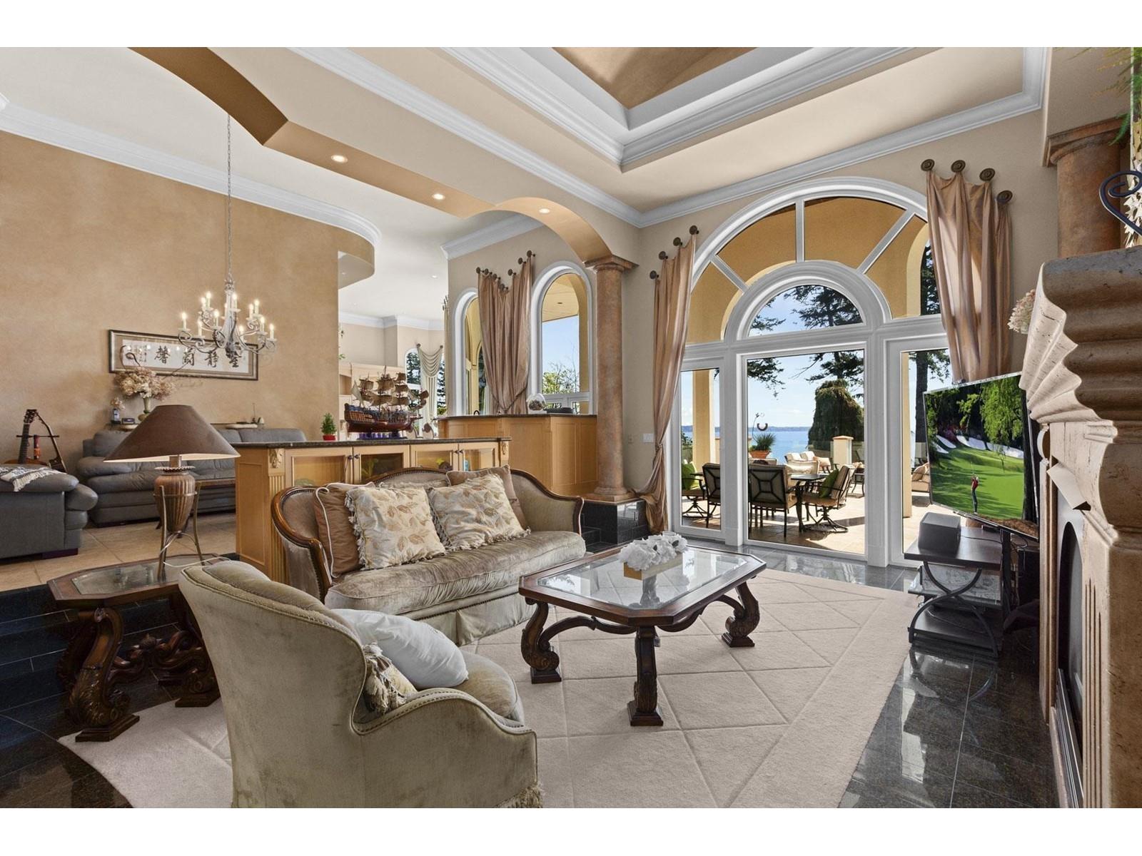 13464 13a Avenue, White Rock, British Columbia  V4A 1C4 - Photo 10 - R3087955