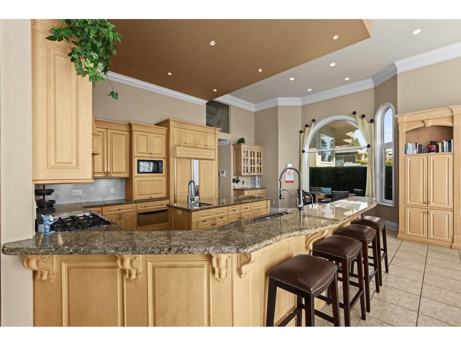 13464 13a Avenue, White Rock, British Columbia  V4A 1C4 - Photo 16 - R3087955