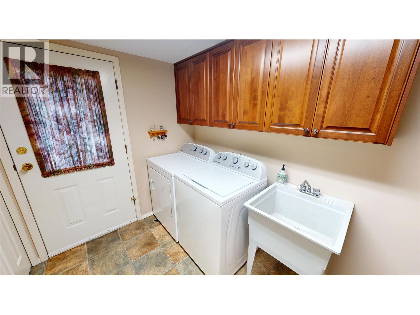 209 31st Avenue S, Cranbrook, British Columbia  V1C 5W5 - Photo 15 - 10375225