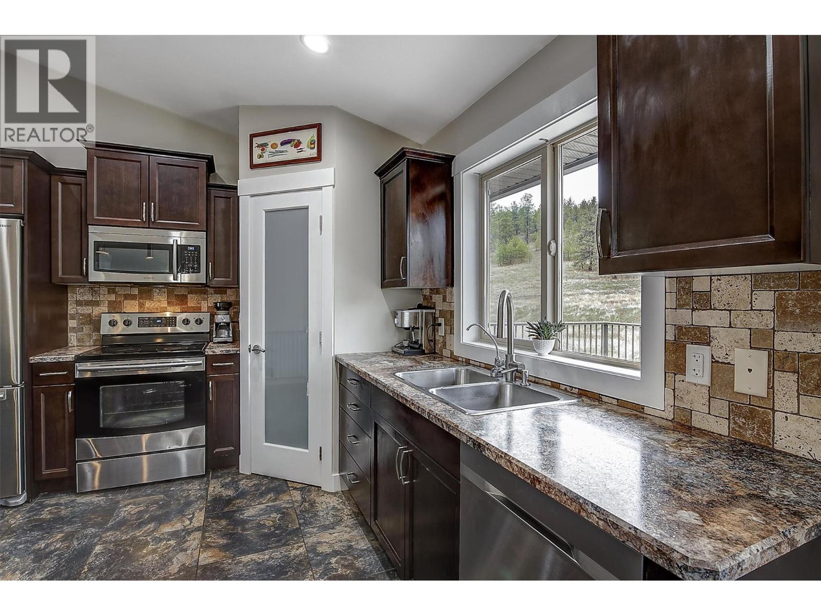 324 Arab Road, Kelowna, British Columbia  V1V 3A8 - Photo 10 - 10375095