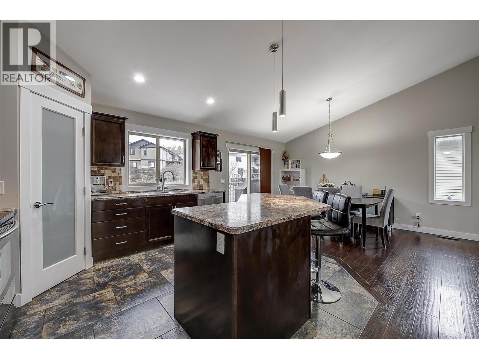 324 Arab Road, Kelowna, British Columbia  V1V 3A8 - Photo 12 - 10375095