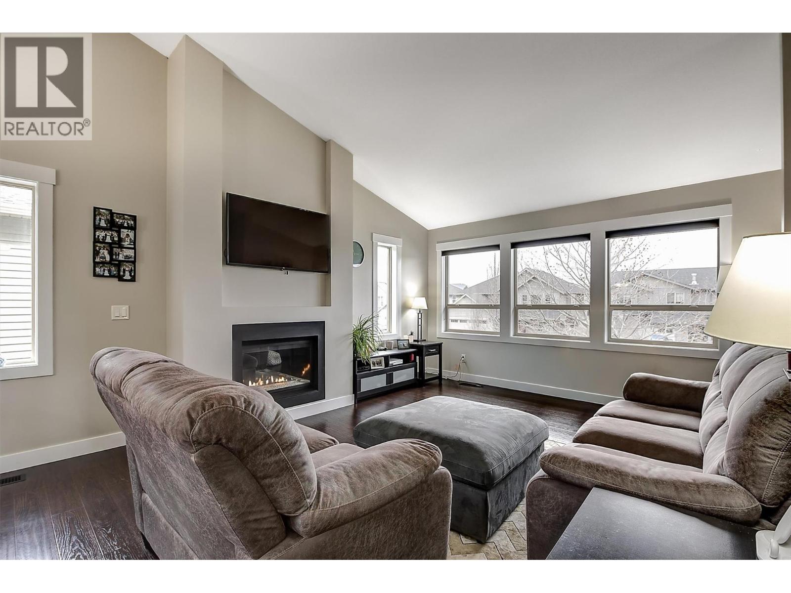 324 Arab Road, Kelowna, British Columbia  V1V 3A8 - Photo 4 - 10375095