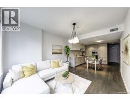 807 8160 MCMYN WAY, Richmond, British Columbia