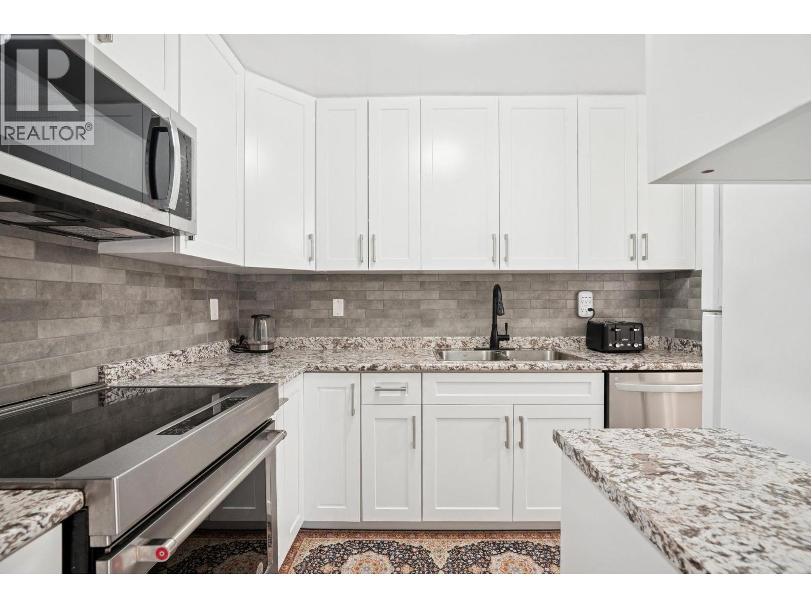 208 707 Hamilton Street, New Westminster, British Columbia  V3M 2M7 - Photo 11 - R3087900