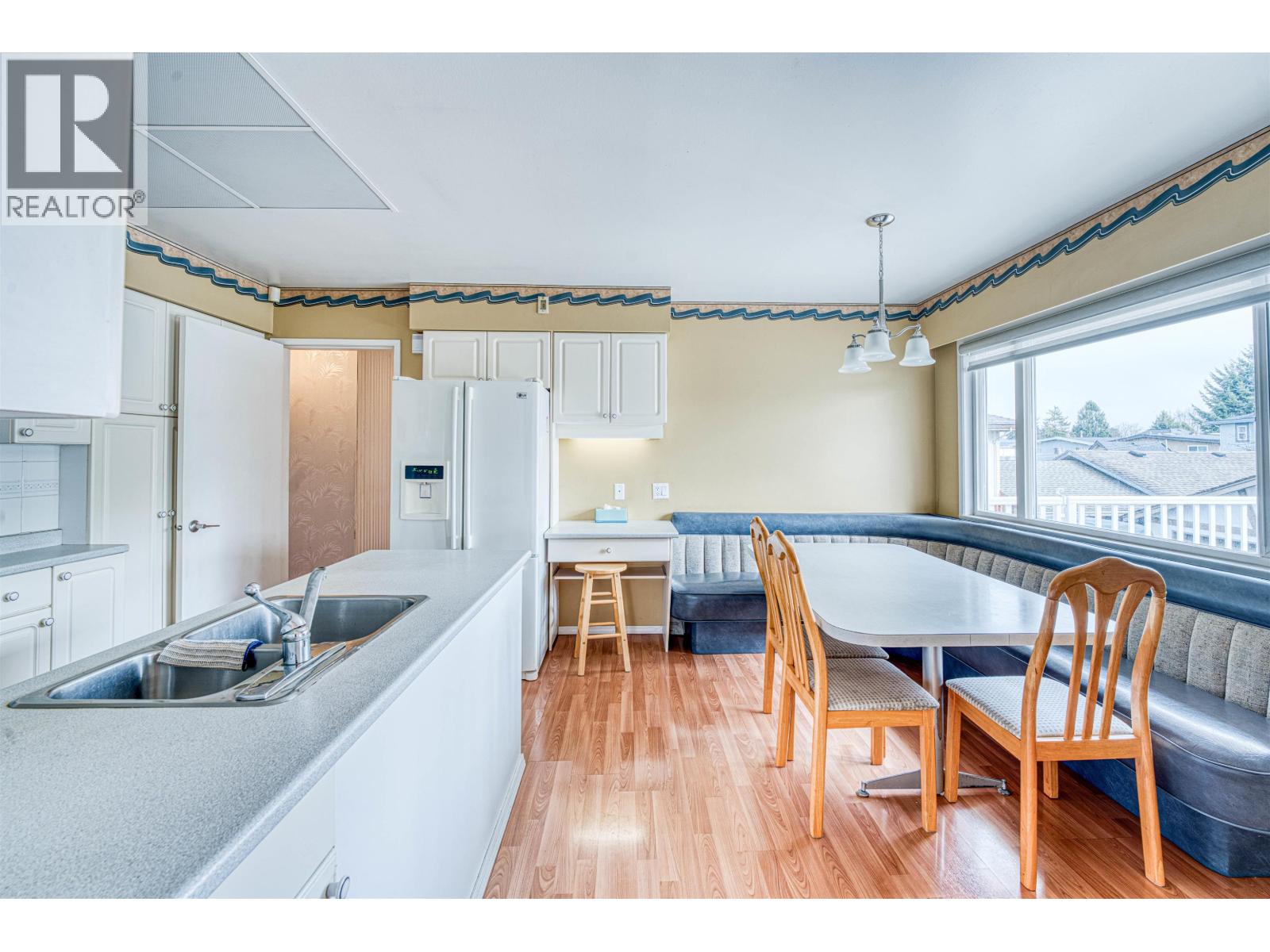 Listing Picture 10 of 24 : 3760 BARGEN DRIVE, Richmond / 烈治文 - 魯藝地產 Yvonne Lu Group - MLS Medallion Club Member