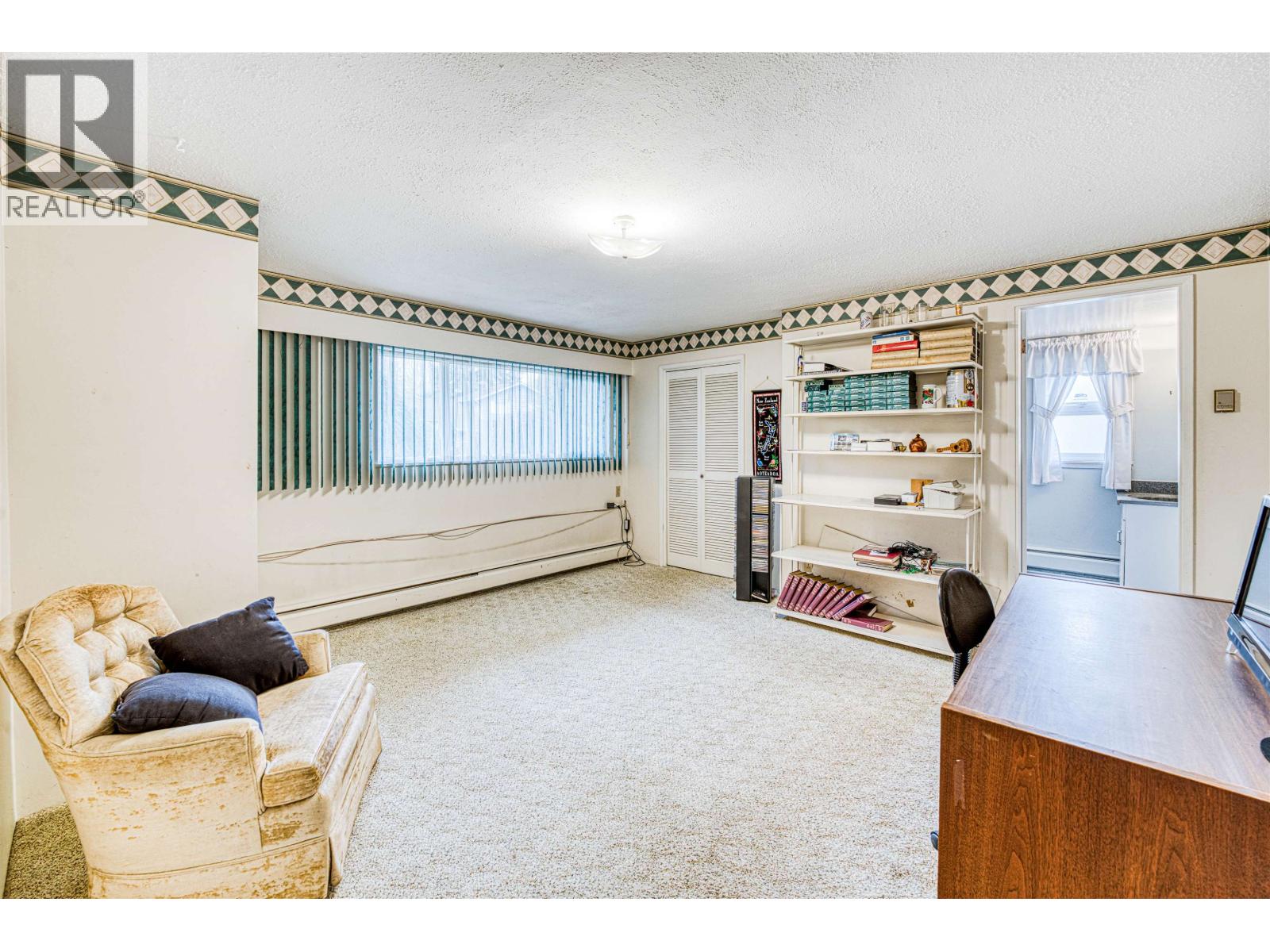 Listing Picture 19 of 24 : 3760 BARGEN DRIVE, Richmond / 烈治文 - 魯藝地產 Yvonne Lu Group - MLS Medallion Club Member