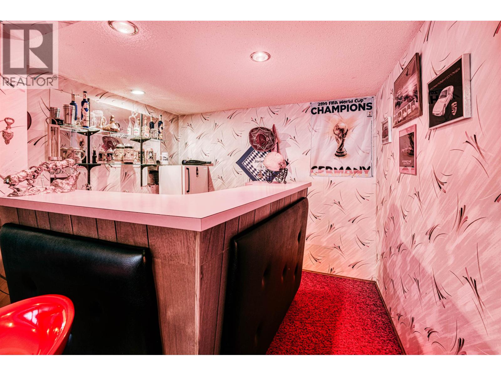 Listing Picture 8 of 24 : 3760 BARGEN DRIVE, Richmond / 烈治文 - 魯藝地產 Yvonne Lu Group - MLS Medallion Club Member