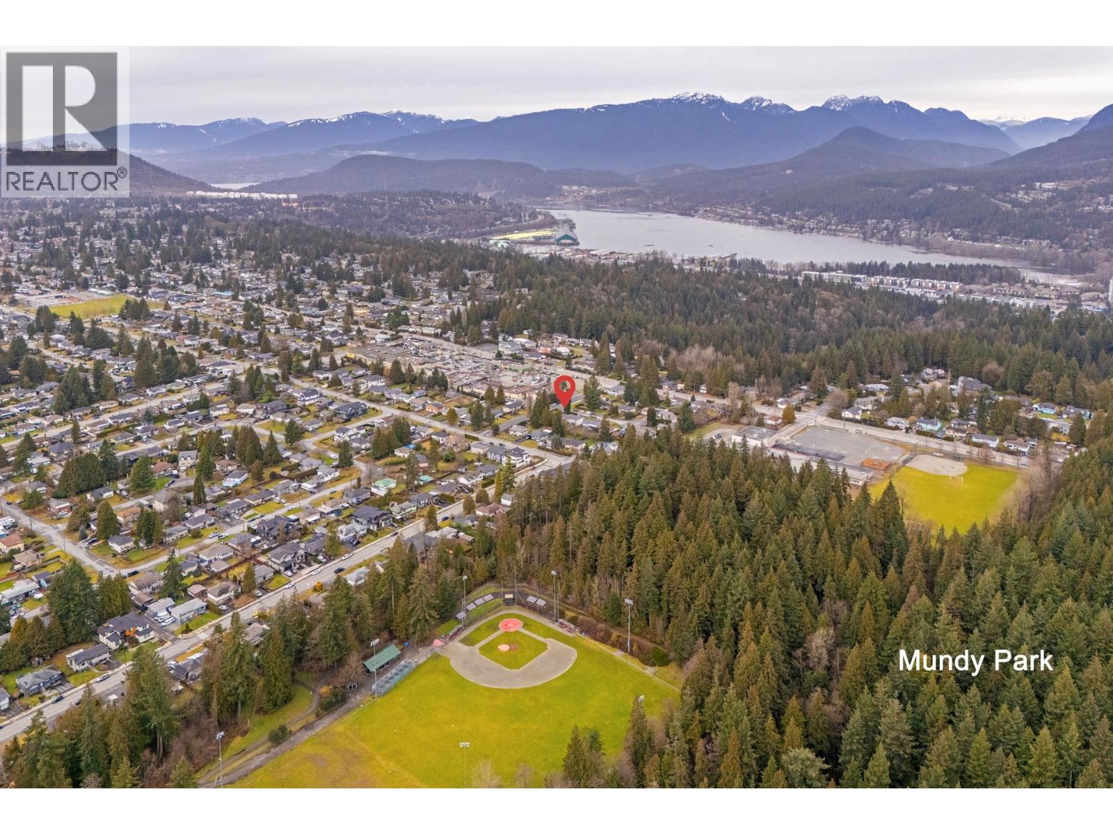 2070 Lyons Court, Coquitlam, British Columbia  V3J 3L7 - Photo 31 - R3087897