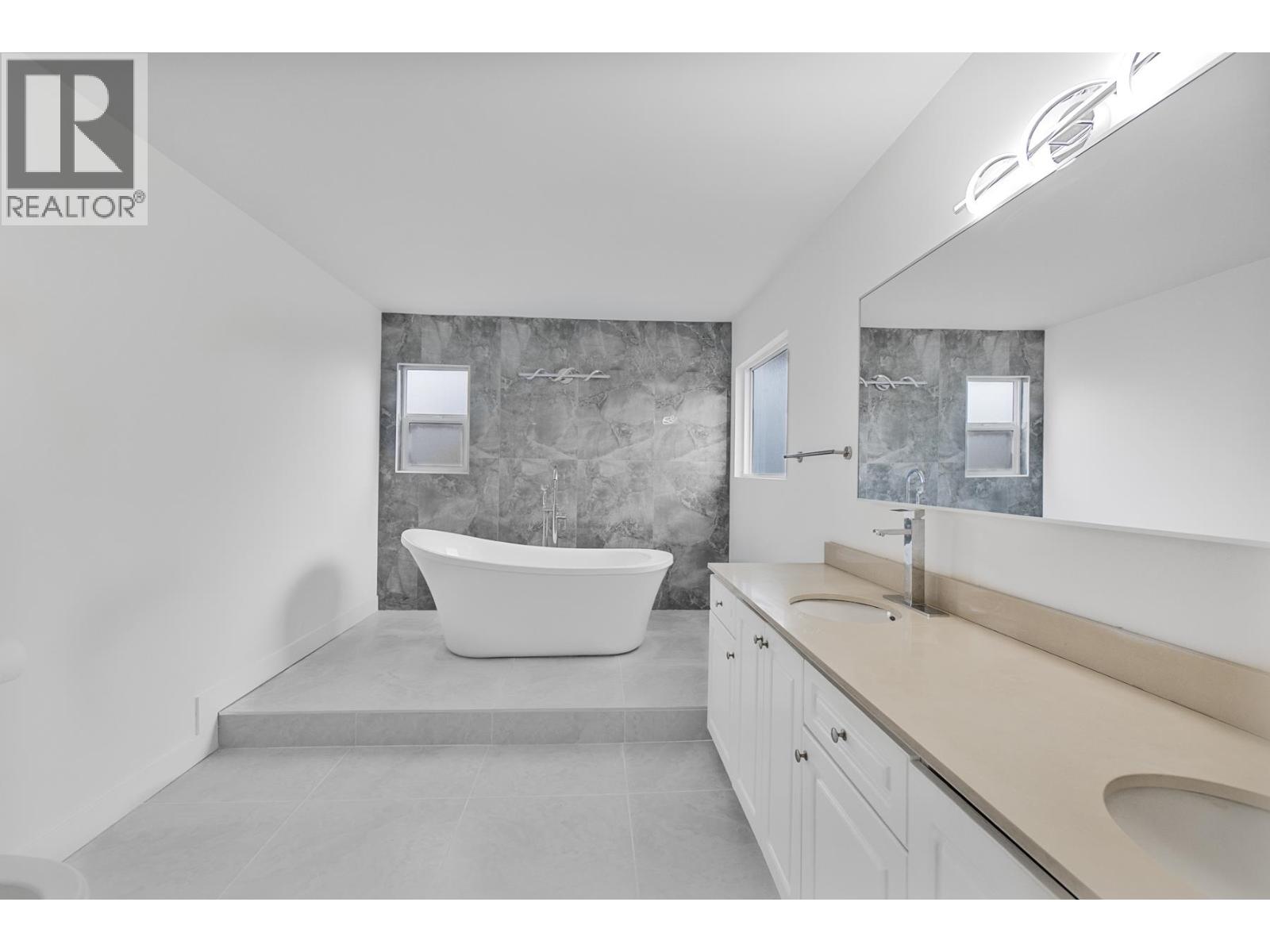 6998 Fielding Court, Burnaby, British Columbia  V5A 1Y5 - Photo 15 - R3087921