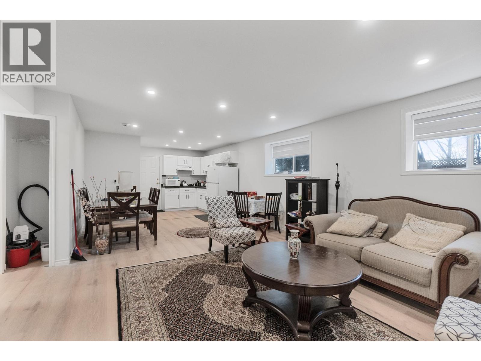 6998 Fielding Court, Burnaby, British Columbia  V5A 1Y5 - Photo 32 - R3087921