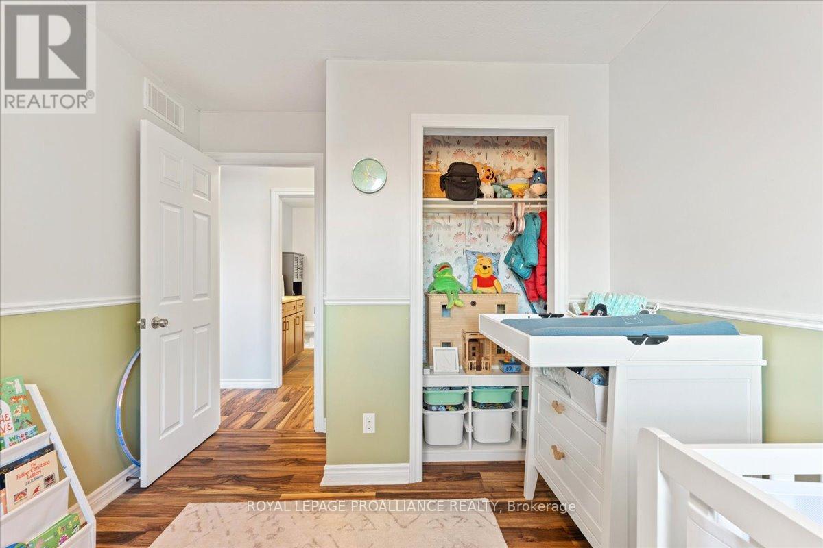 189 Nicholas Street, Quinte West, Ontario  K8V 6E8 - Photo 19 - X12772602