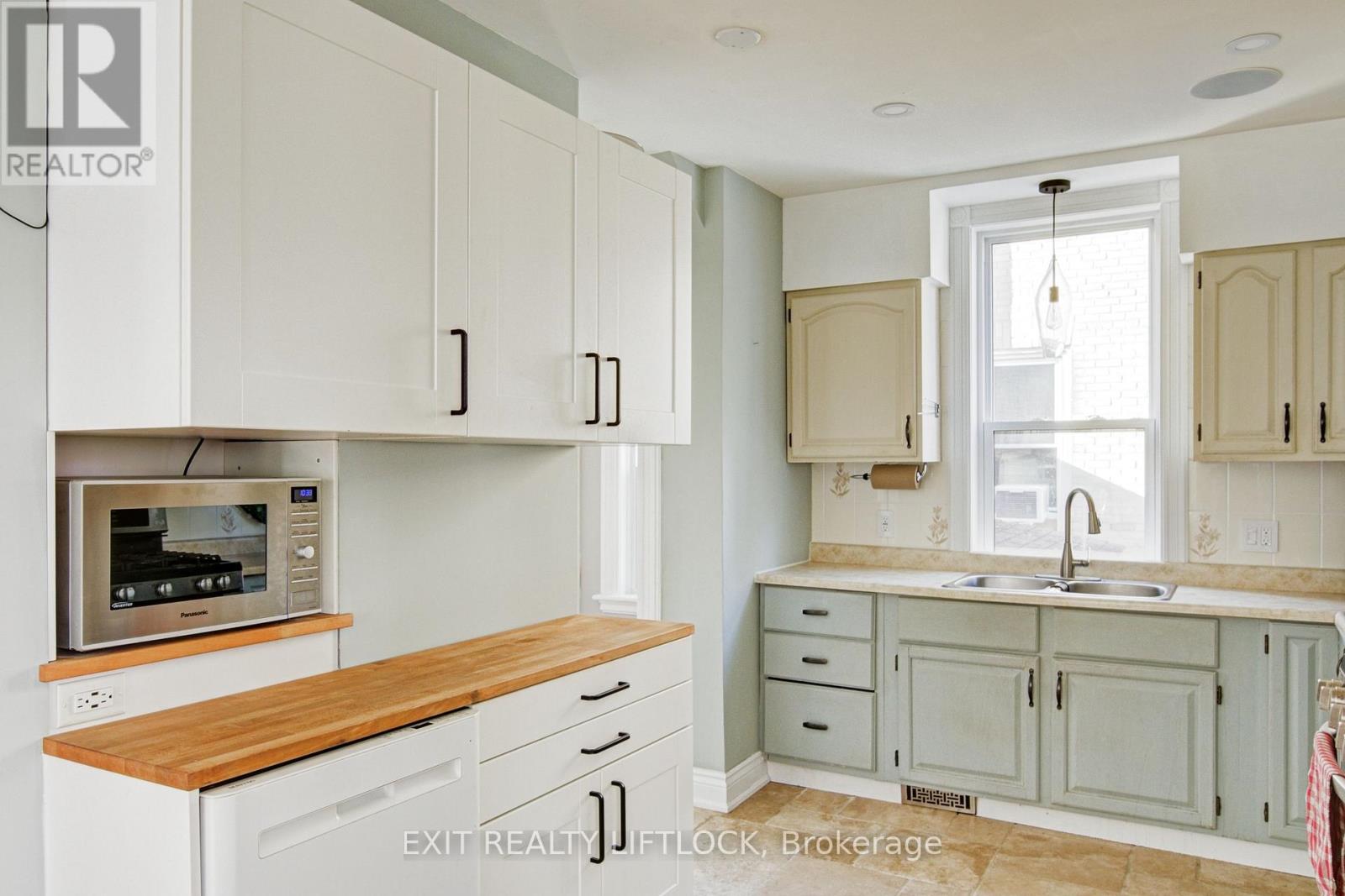 558 Chamberlain Street, Peterborough, Ontario  K9J 4L5 - Photo 14 - X12772612