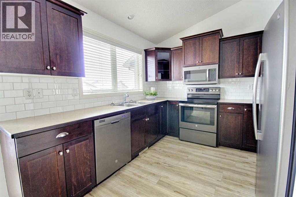 210 Keystone Lane W, Lethbridge, Alberta  T1J 2R2 - Photo 11 - A2275252