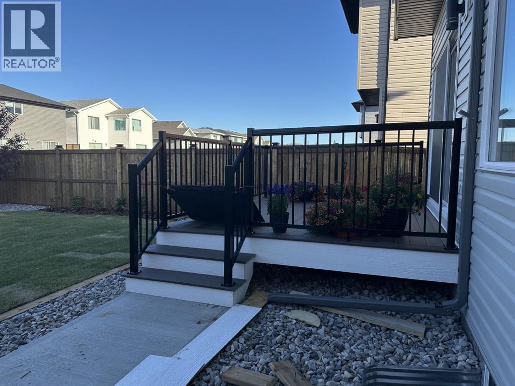 2519 44 Street S, Lethbridge, Alberta  T1K 8L6 - Photo 3 - A2282842