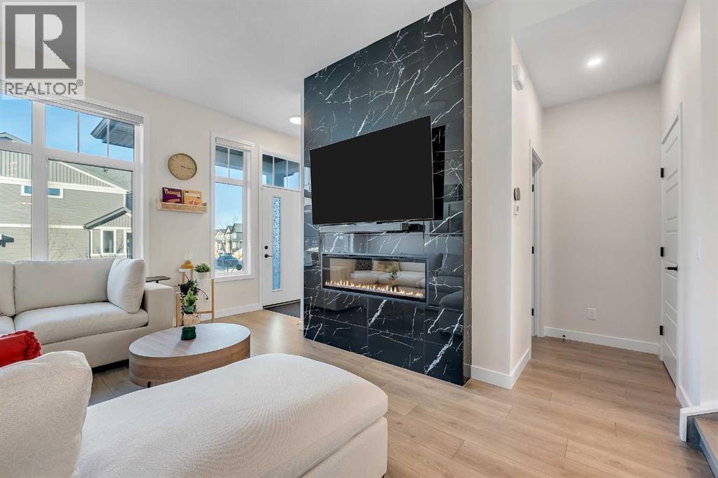 11 Marmot Way Nw, Calgary, Alberta  T3R 2C1 - Photo 9 - A2281241