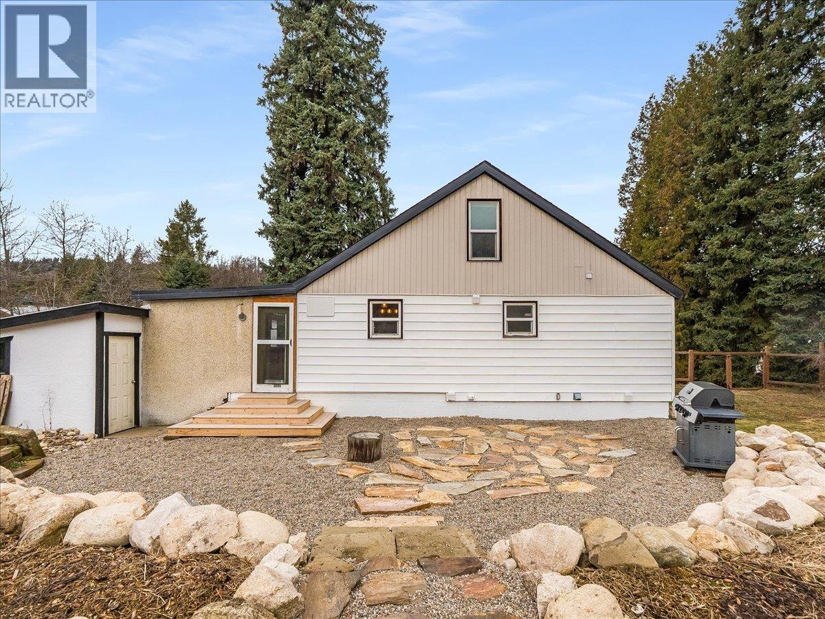 2905 5th Avenue, Castlegar, British Columbia  V1N 2V2 - Photo 48 - 10375339