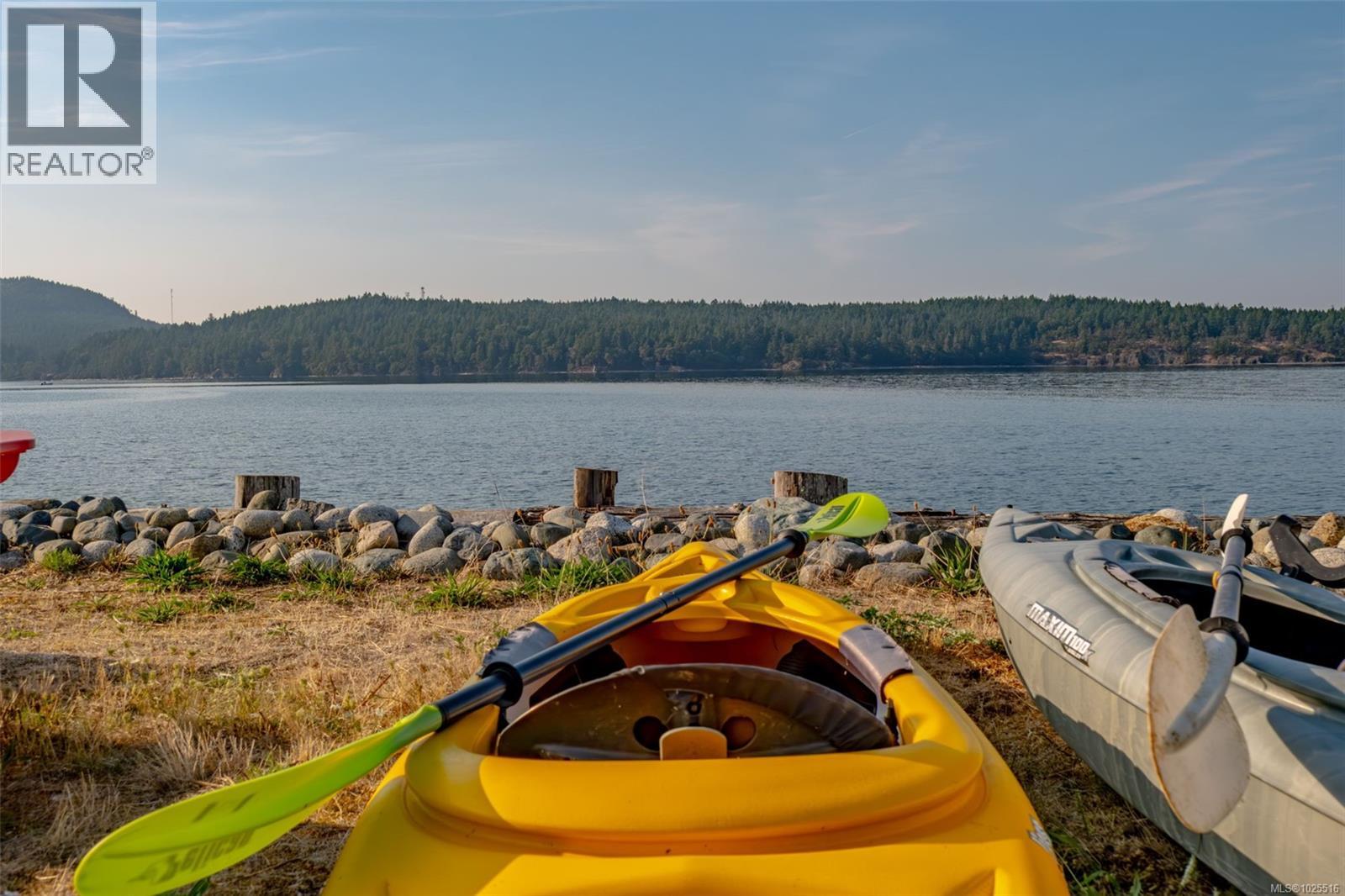 7902 Lantzville Rd, Lantzville, British Columbia  V0N 1B0 - Photo 3 - 1025516