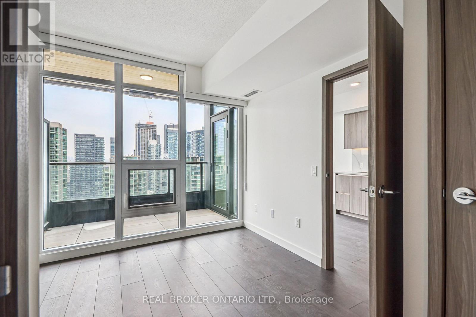 3001 - 1 Concord Cityplace Way, Toronto, Ontario  M5V 0X3 - Photo 13 - C12772620