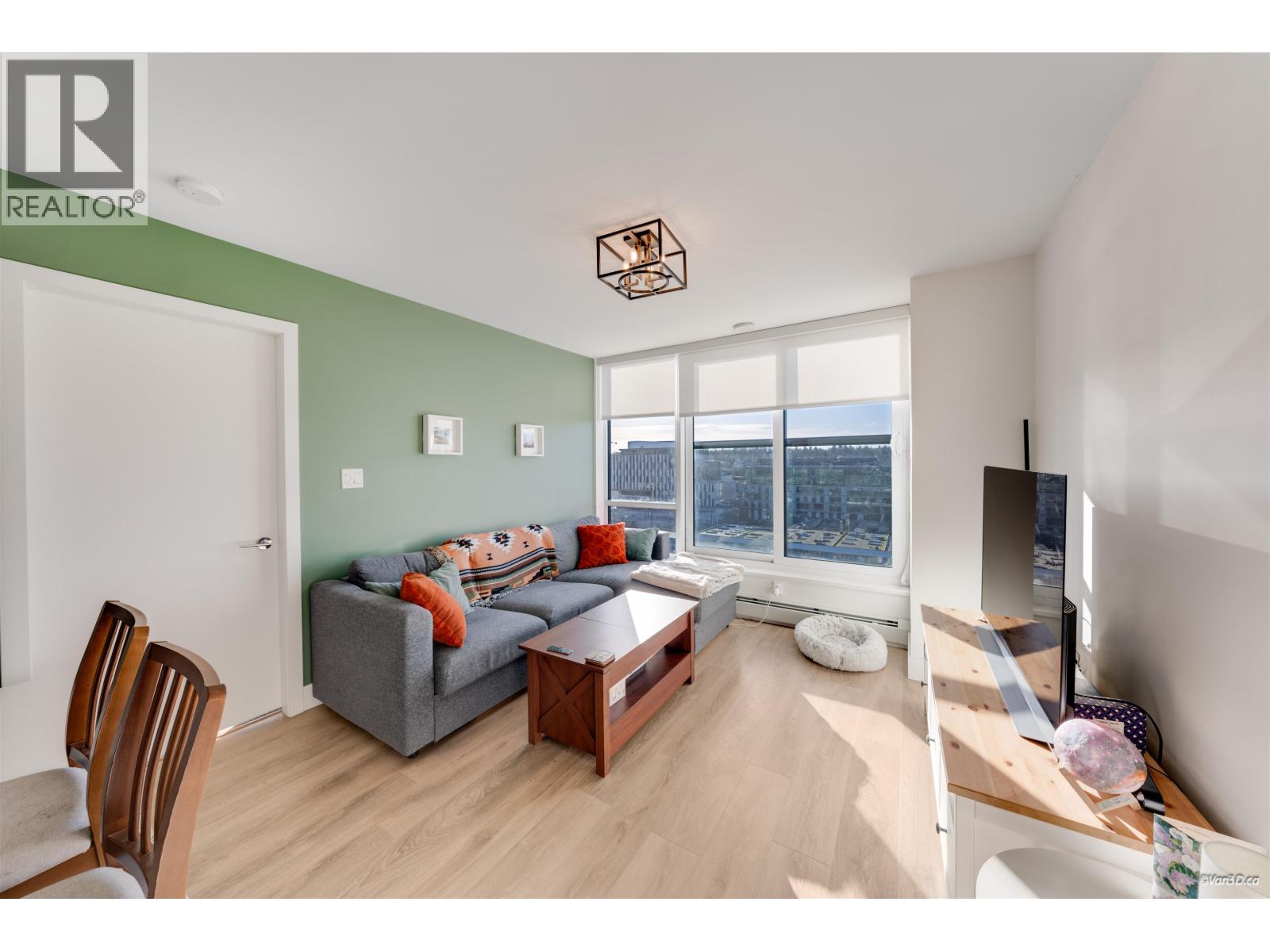 Listing Picture 4 of 23 : 1507 1788 COLUMBIA STREET, Vancouver / 溫哥華 - 魯藝地產 Yvonne Lu Group - MLS Medallion Club Member