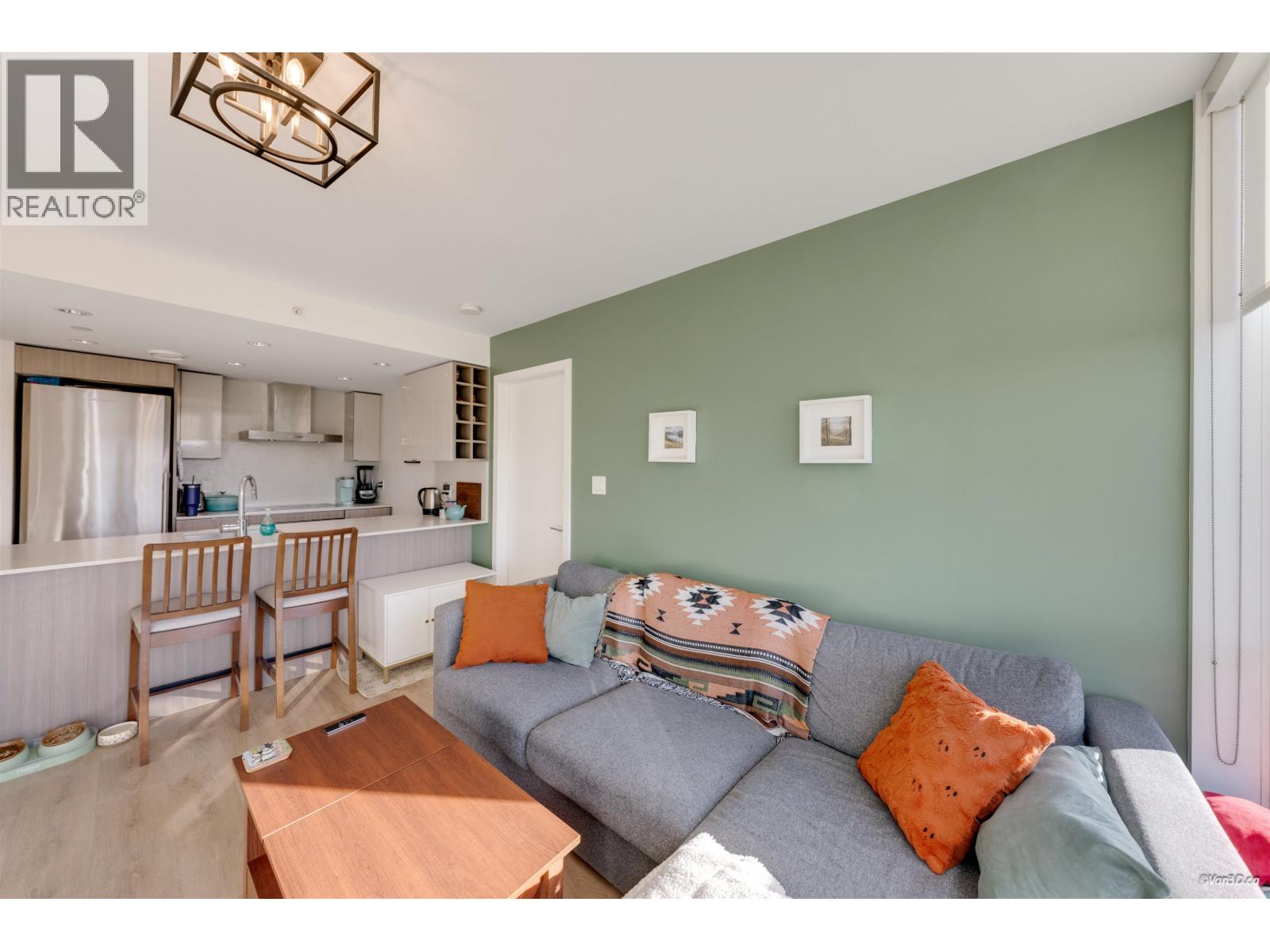 Listing Picture 5 of 23 : 1507 1788 COLUMBIA STREET, Vancouver / 溫哥華 - 魯藝地產 Yvonne Lu Group - MLS Medallion Club Member