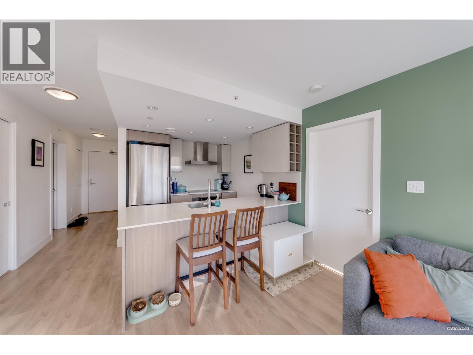 Listing Picture 7 of 23 : 1507 1788 COLUMBIA STREET, Vancouver / 溫哥華 - 魯藝地產 Yvonne Lu Group - MLS Medallion Club Member