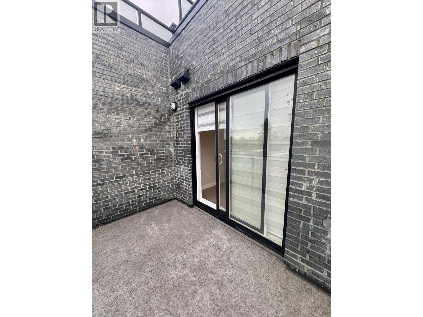 302 3050 Kingsway Road, Vancouver, British Columbia  V5R 5J7 - Photo 6 - R3065656