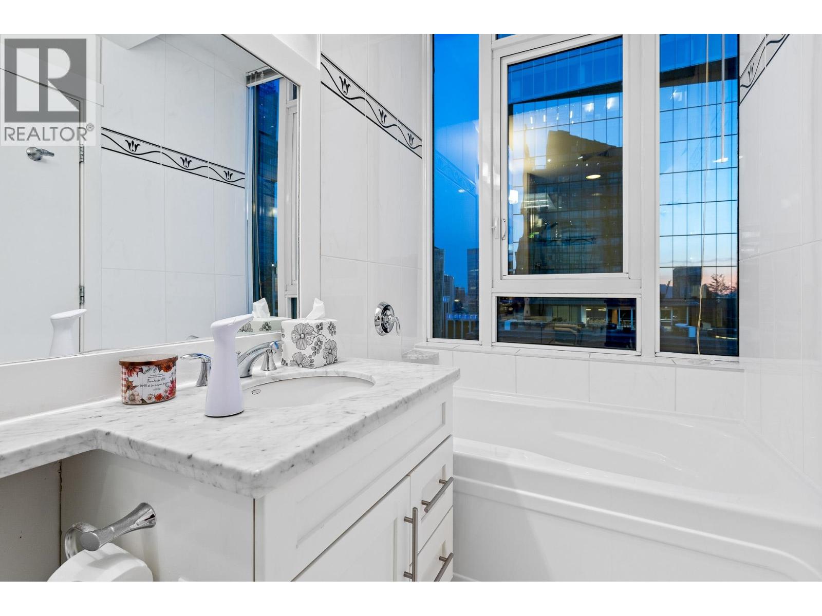 3303 1189 Melville Street, Vancouver, British Columbia  V6E 4T8 - Photo 19 - R3087803