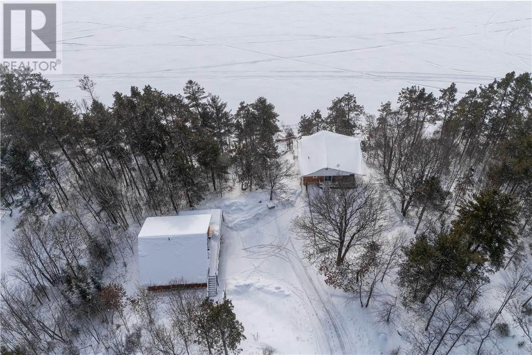 475 Waterfalls Road, Walford, Ontario  P0P 2E0 - Photo 2 - 2126361