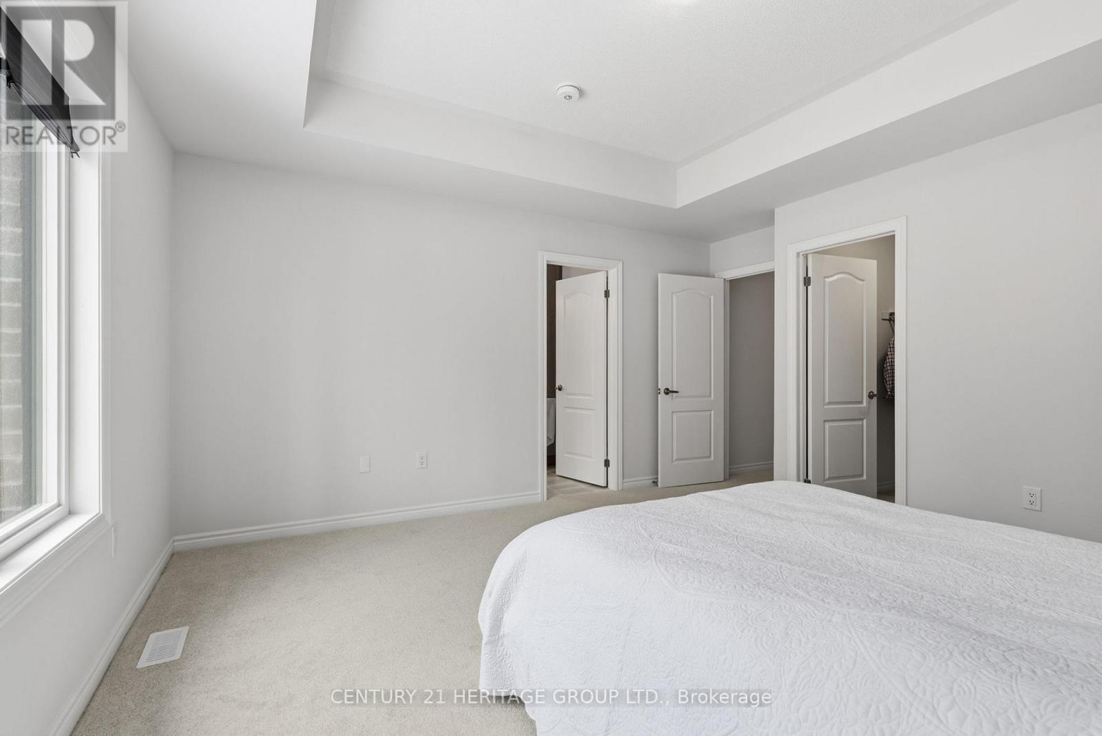 8 Scotia Road, Georgina, Ontario  L0E 1R0 - Photo 19 - N12772648