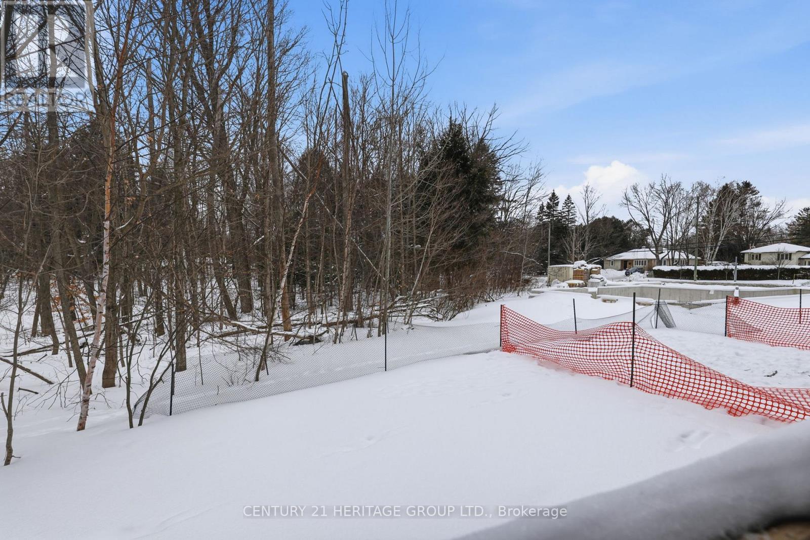 8 Scotia Road, Georgina, Ontario  L0E 1R0 - Photo 33 - N12772648