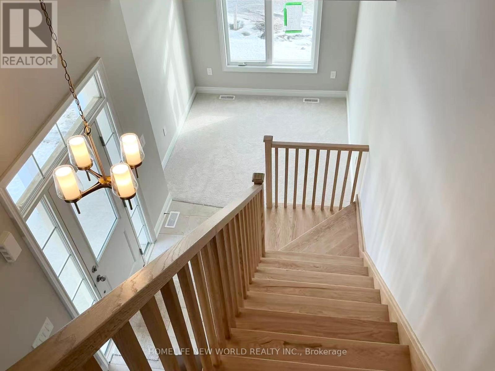 2 Shelson Place, Georgina, Ontario  L0E 1R0 - Photo 11 - N12685778