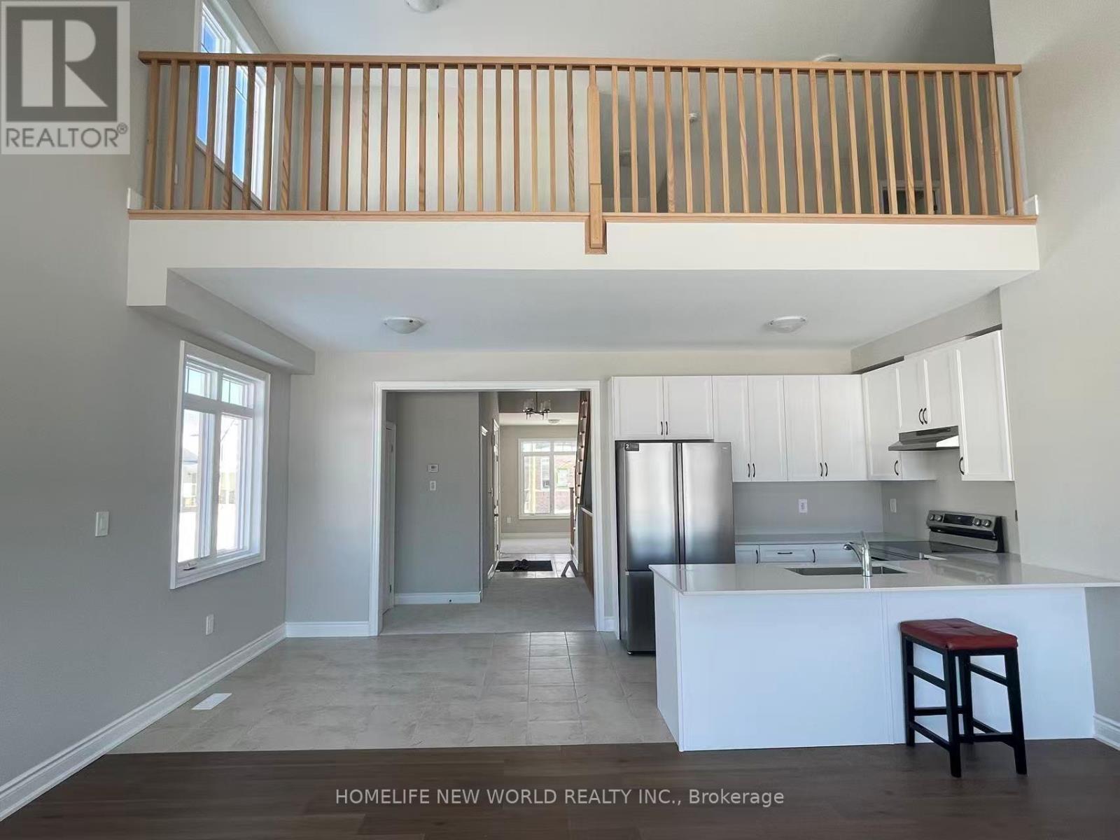 2 Shelson Place, Georgina, Ontario  L0E 1R0 - Photo 7 - N12685778