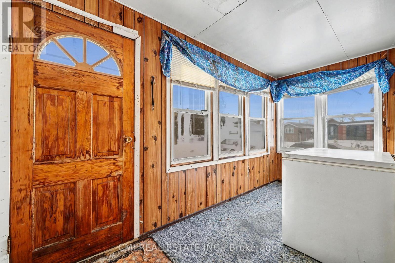 117 Fox Street, Penetanguishene, Ontario  L9M 1E2 - Photo 13 - S12772614