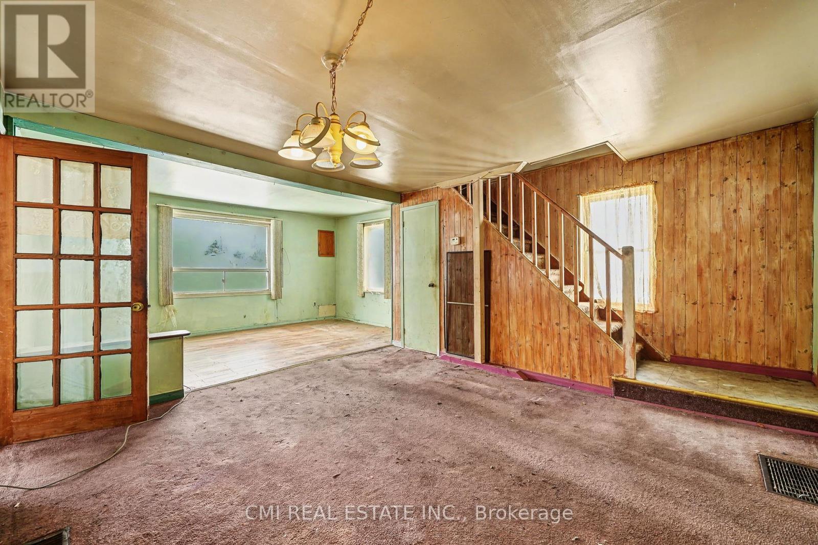 117 Fox Street, Penetanguishene, Ontario  L9M 1E2 - Photo 8 - S12772614