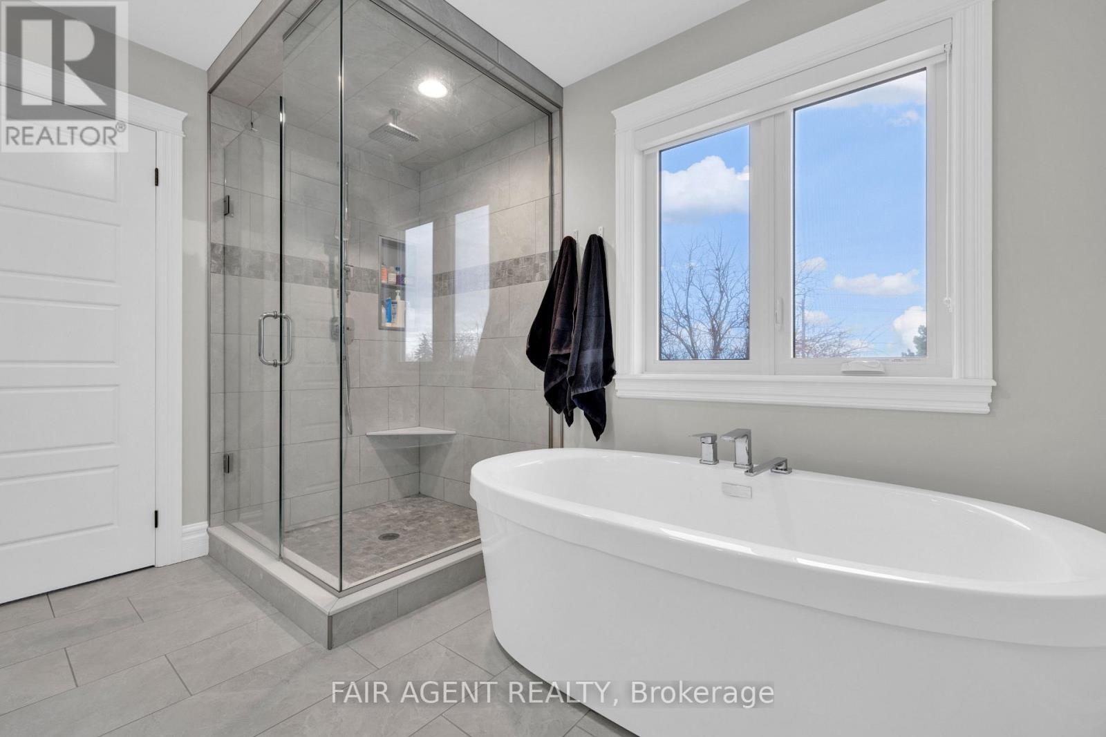 418 Pearson Street, Amherstburg, Ontario  N9V 0G4 - Photo 32 - X12704196