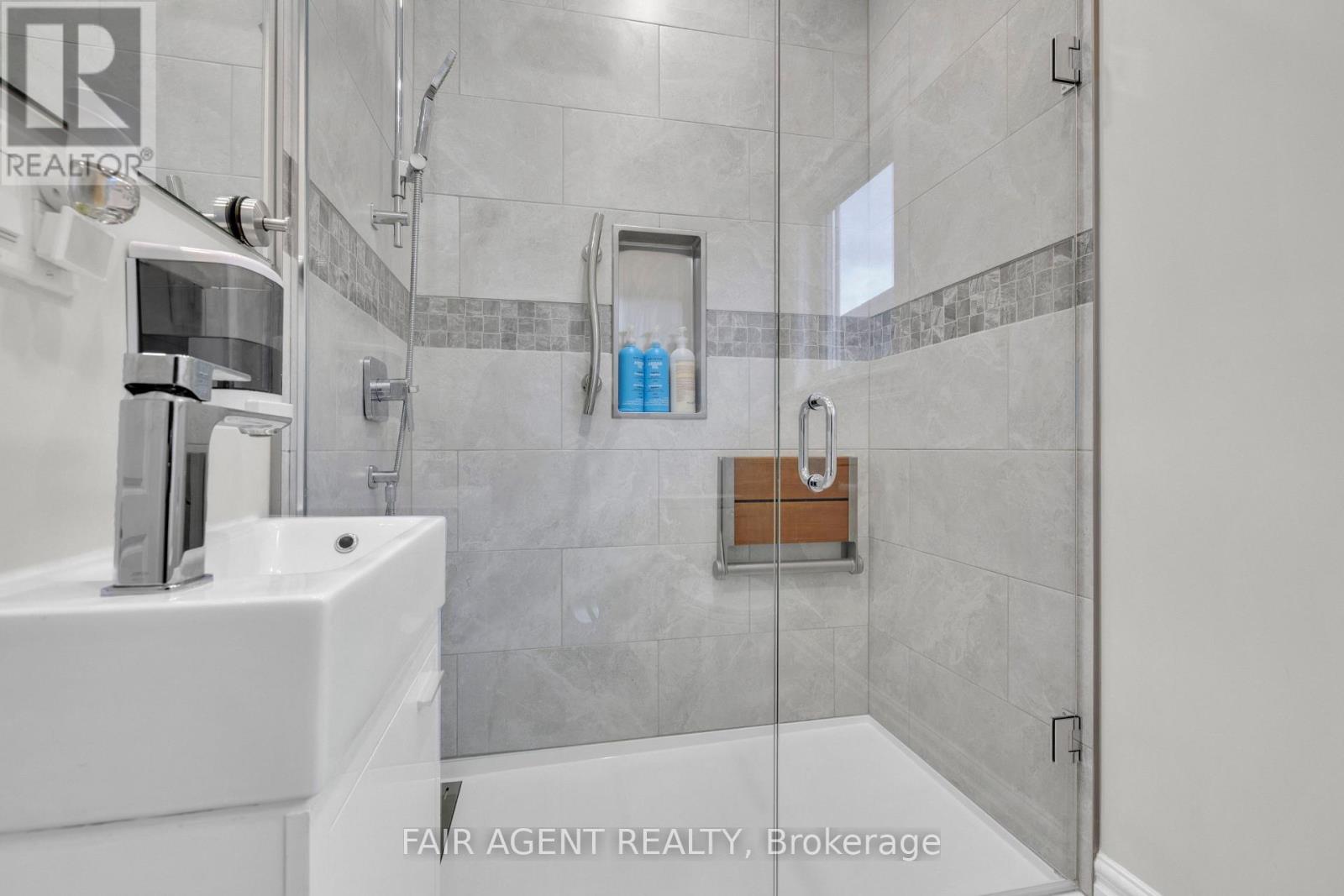 418 Pearson Street, Amherstburg, Ontario  N9V 0G4 - Photo 34 - X12704196