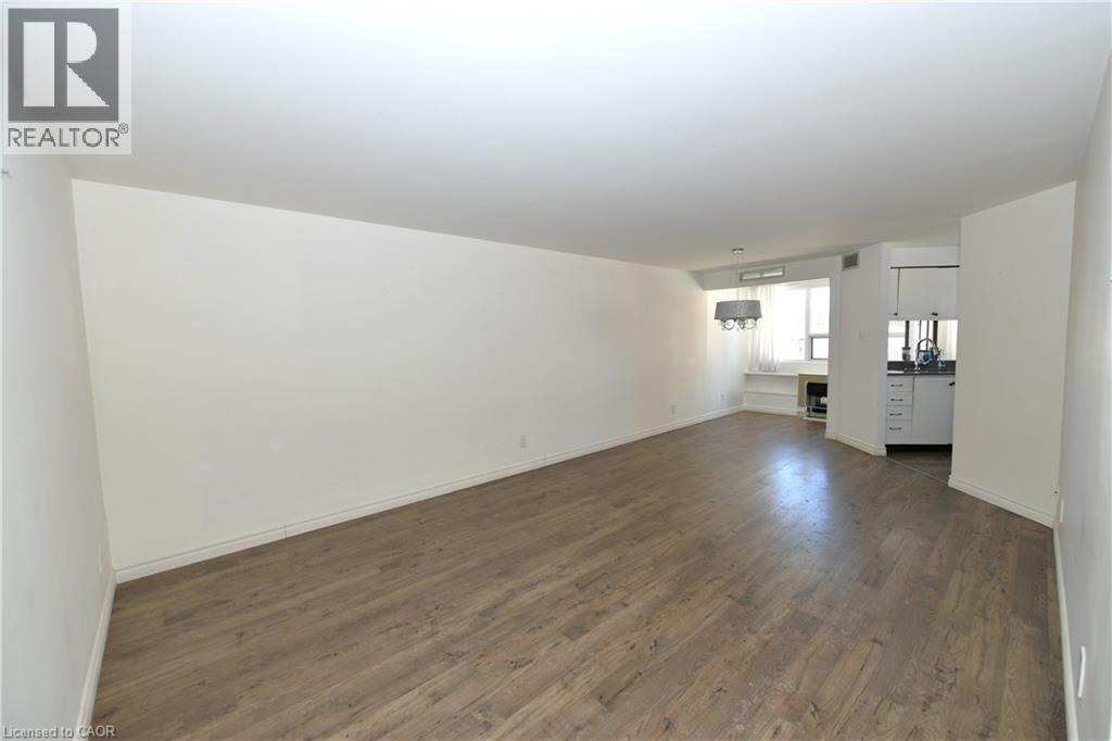 20 Ellen Street E Unit# 405, Kitchener, Ontario  N2H 6R7 - Photo 2 - 40796872