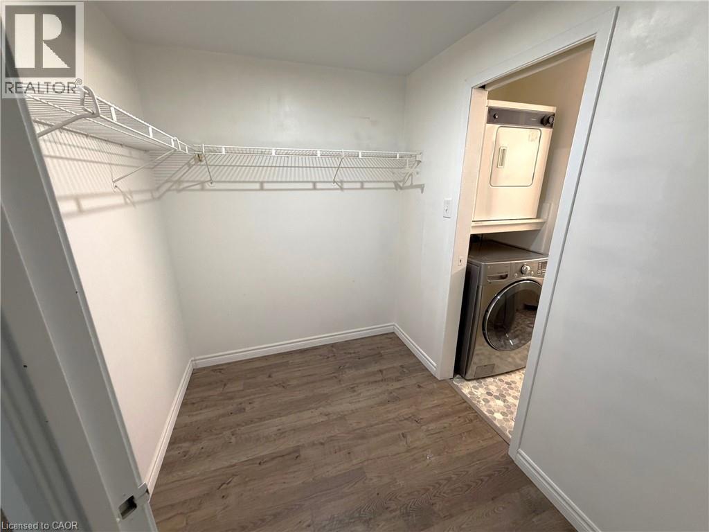 20 Ellen Street E Unit# 405, Kitchener, Ontario  N2H 6R7 - Photo 5 - 40796872