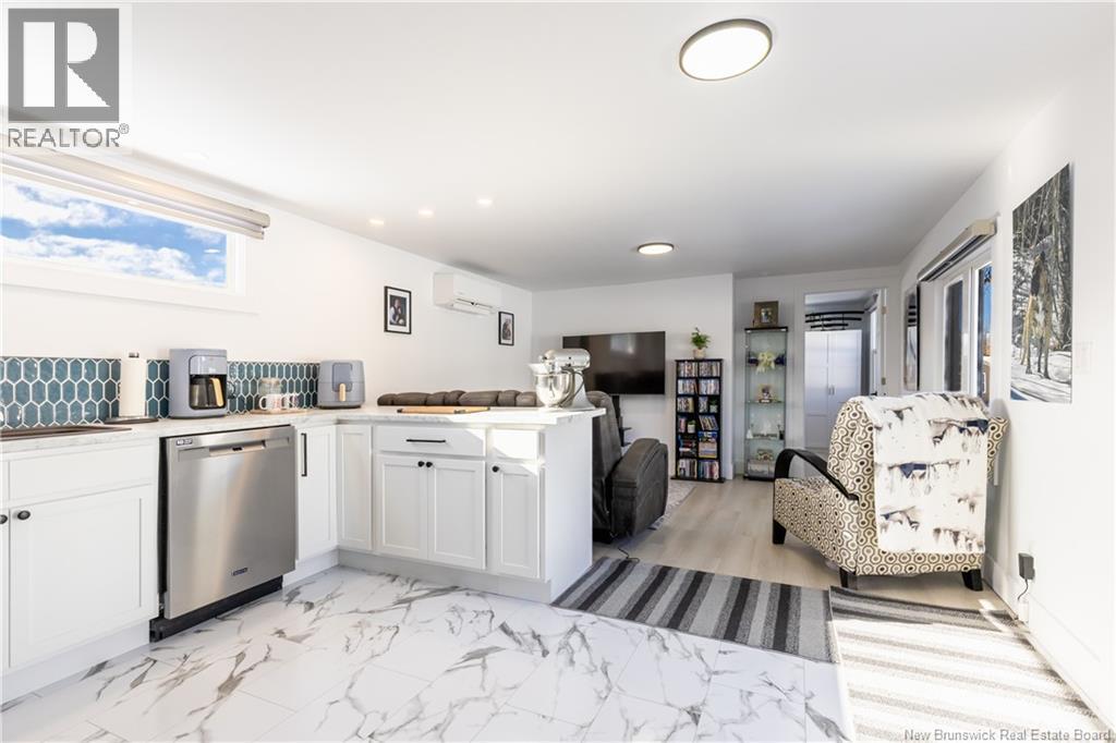 22 Elmdale Crescent, Fredericton, New Brunswick  E3B 6R1 - Photo 10 - NB133373