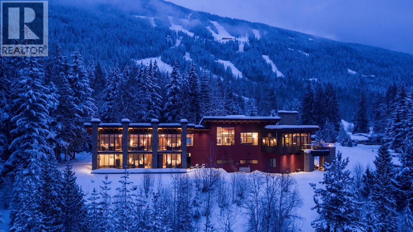 1944 Leidloff Road, Revelstoke, British Columbia