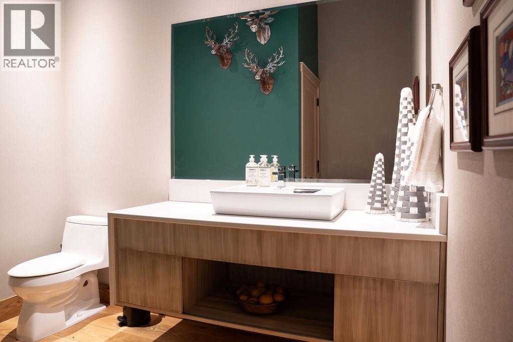 1944 Leidloff Road, Revelstoke, British Columbia  V0E 2S0 - Photo 48 - 10373965