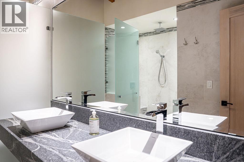 1944 Leidloff Road, Revelstoke, British Columbia  V0E 2S0 - Photo 61 - 10373965