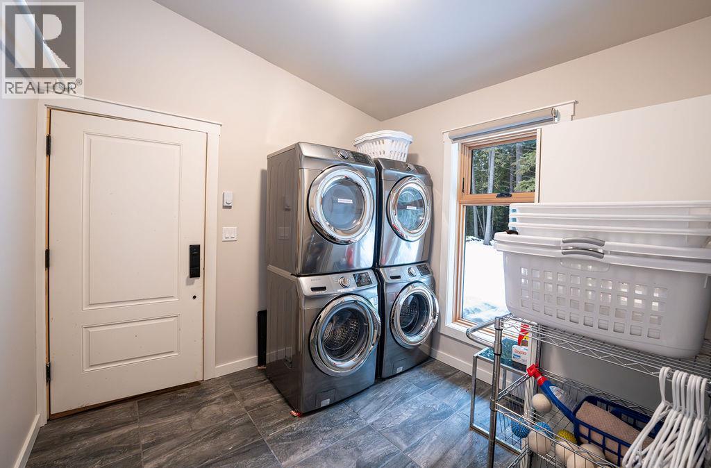 1944 Leidloff Road, Revelstoke, British Columbia  V0E 2S0 - Photo 93 - 10373965