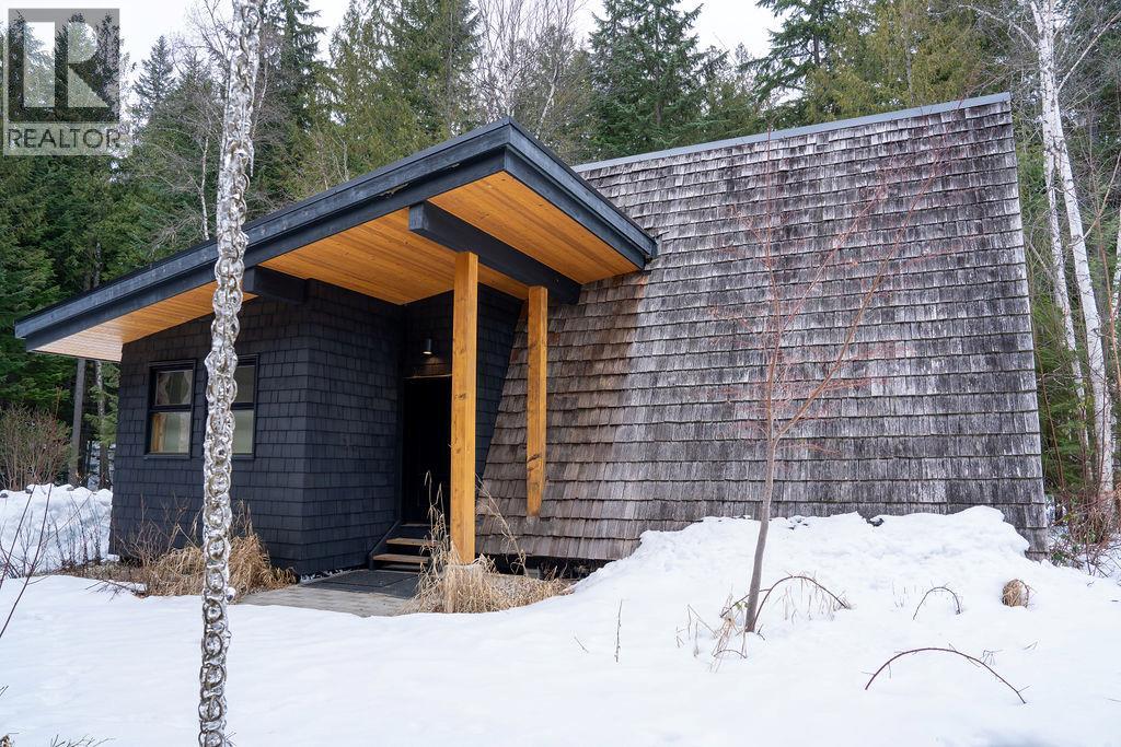 1944 Leidloff Road, Revelstoke, British Columbia  V0E 2S0 - Photo 86 - 10373965