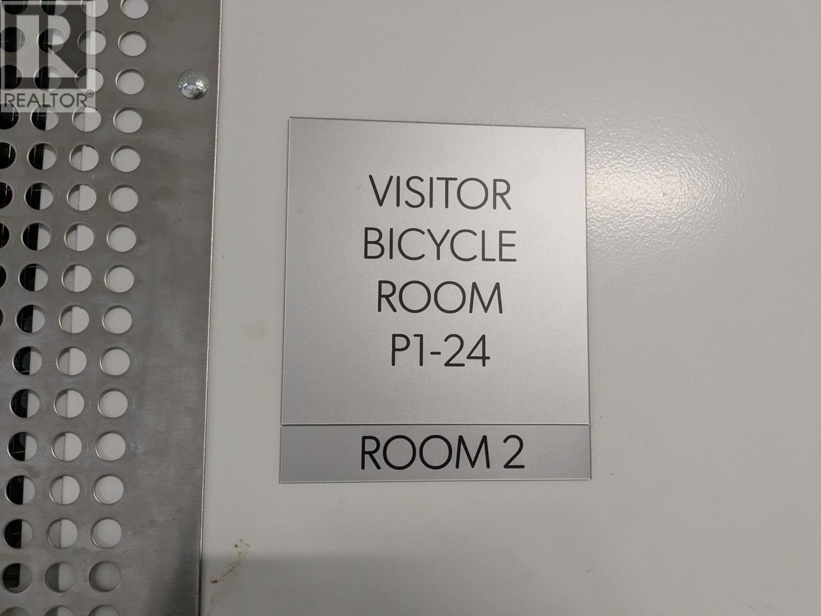 Listing Picture 27 of 32 : 406 7799 17TH STREET, Burnaby / 本拿比 - 魯藝地產 Yvonne Lu Group - MLS Medallion Club Member