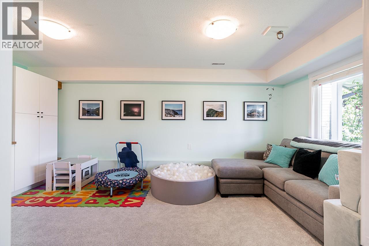 22534 Kendrick Loop, Maple Ridge, British Columbia  V2X 9W4 - Photo 30 - R3087783